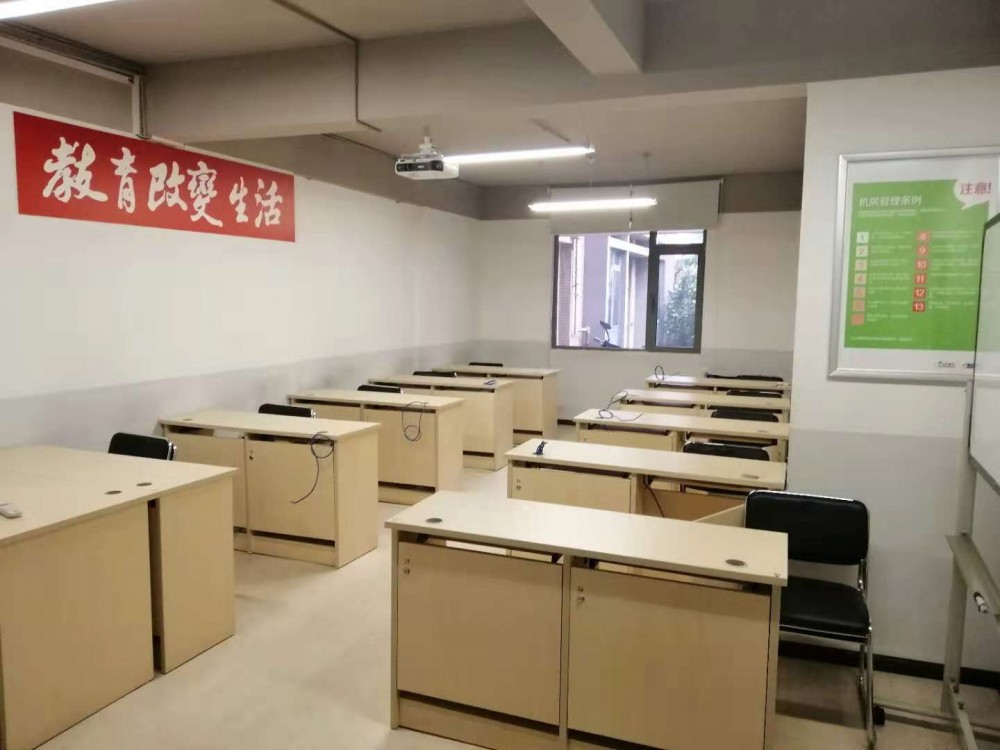 北大青鳥學區風采