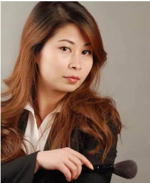 國家高級化妝師崔豆豆