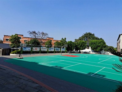 重慶立仁素質拓展學校